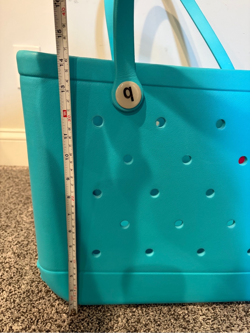 Bogg Bag Beach Tote in Breakfast at Tiffany's - Picture 2 of 10